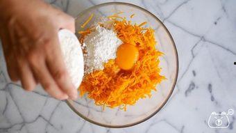 奶瓜饼怎么煎着吃视频教程,家常美味轻松掌握