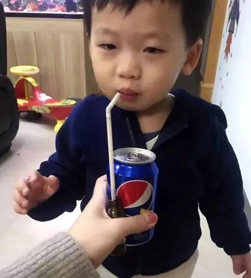 喷水娃在线吃瓜视频,揭秘娱乐圈幕后真相